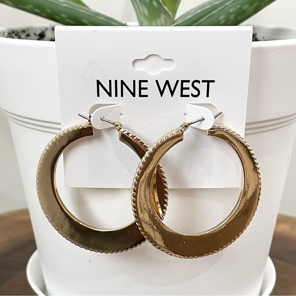 Hoops New! Nine West earrings - Picture 5 of 7